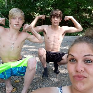 Meet your Posher, Kacie